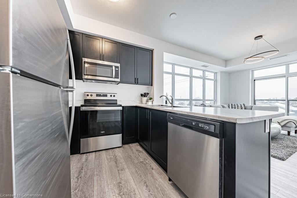 450 Dundas St E Unit: 302