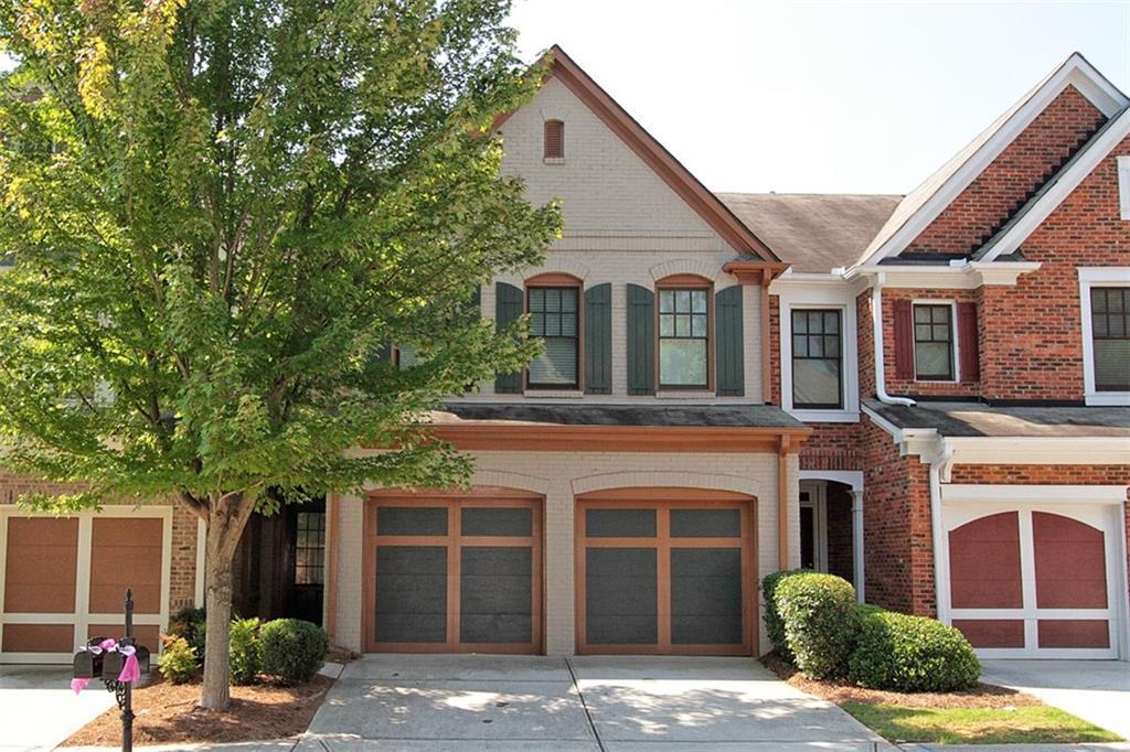 1330 Faircrest Ln