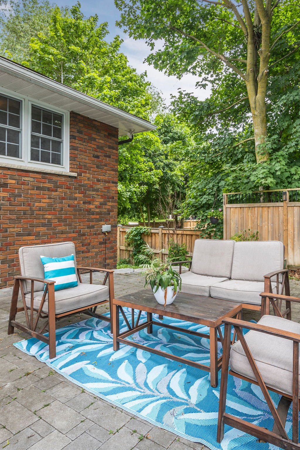 210 Richard Avenue, Newmarket