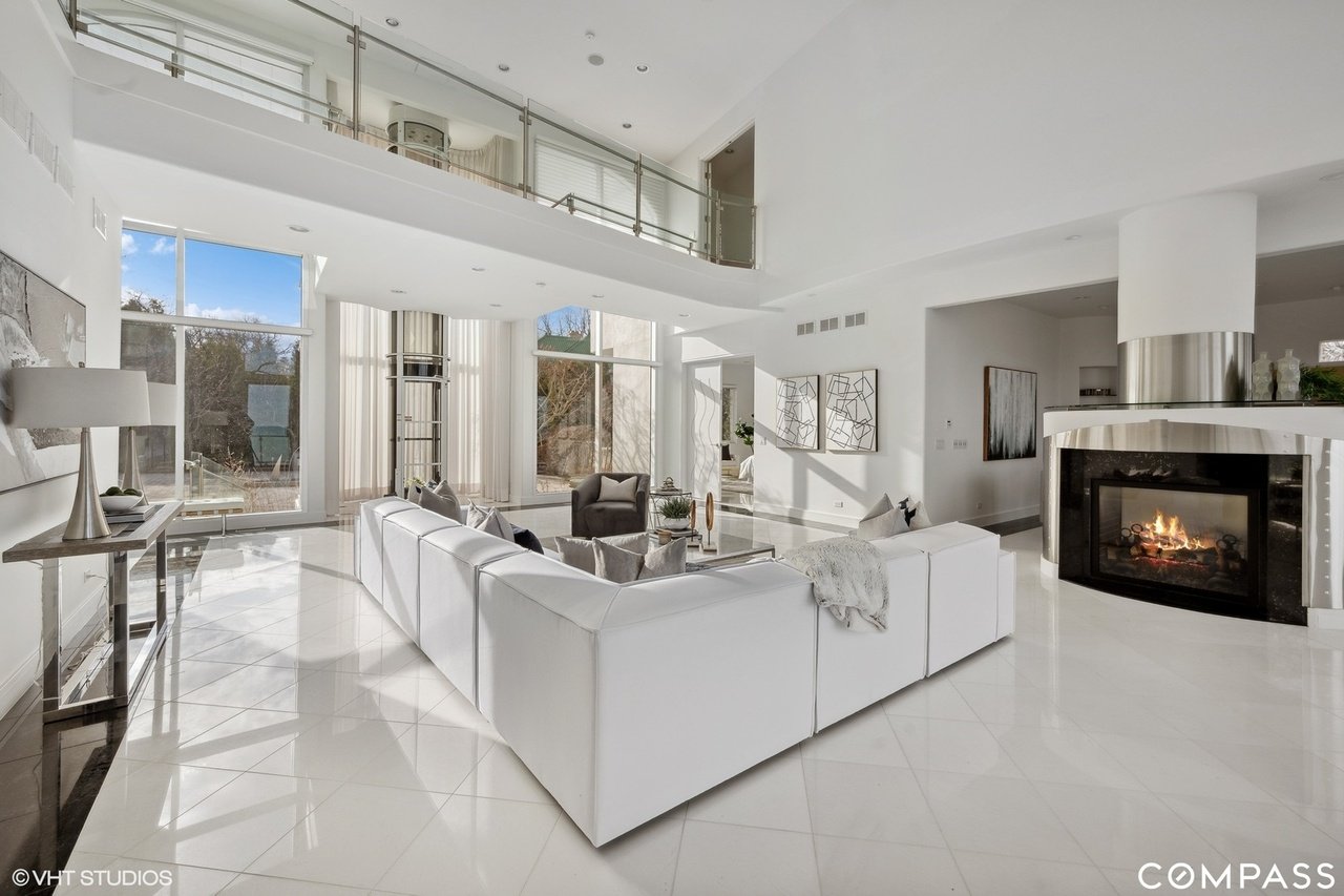 25 Aspen Ln