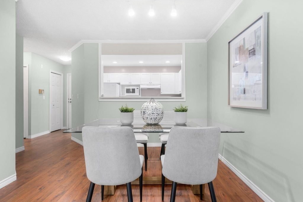2800 Chesterfield Ave, #406