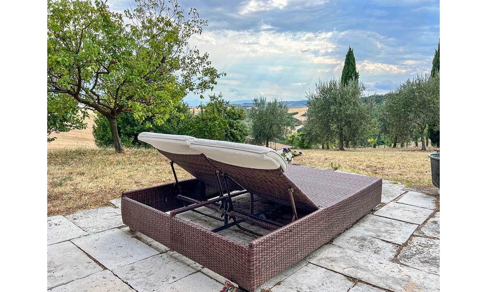 Gorgeous Stone Farmhouse In the Marche Hills