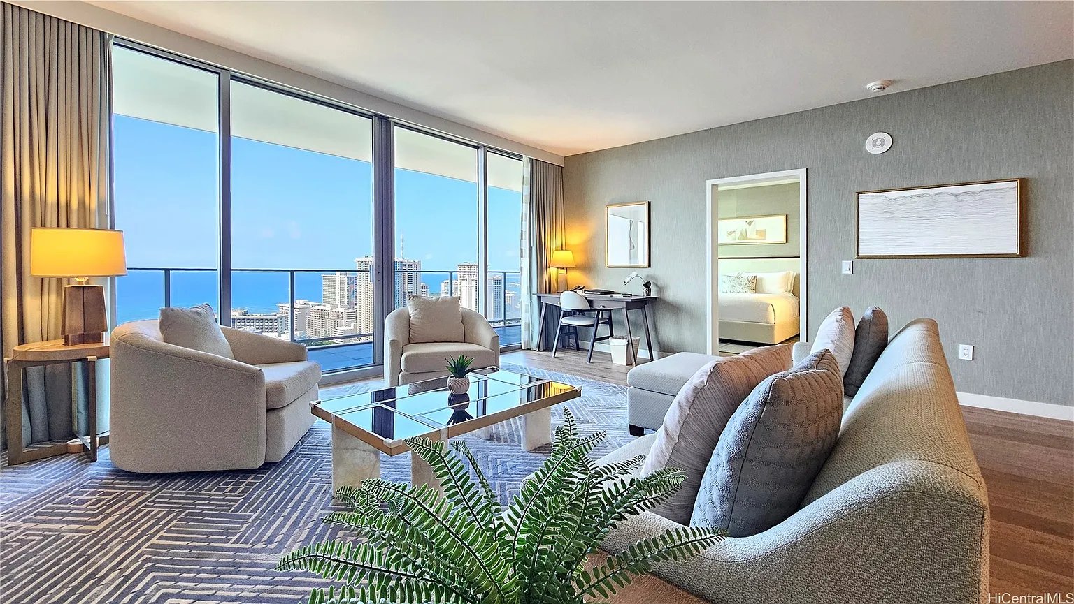 383 Kalaimoku St, #3502