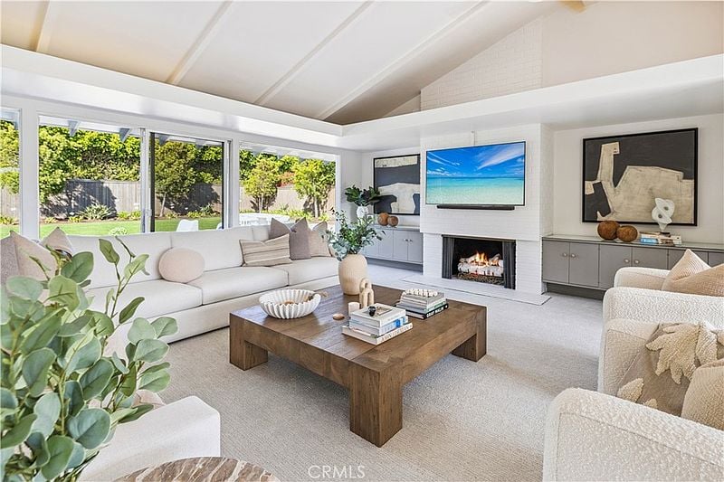 144 Monarch Bay Dr