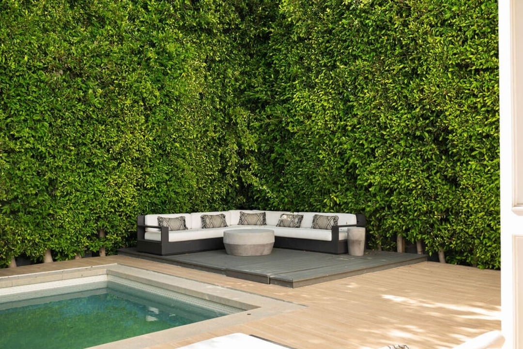 Highcliff Vista, N Stanley Ave, 90036