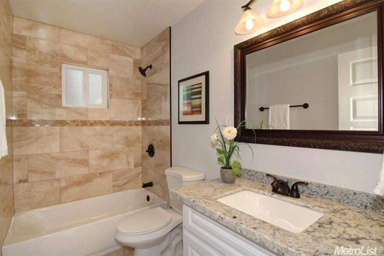 Another Home Sold in Elmhurst!