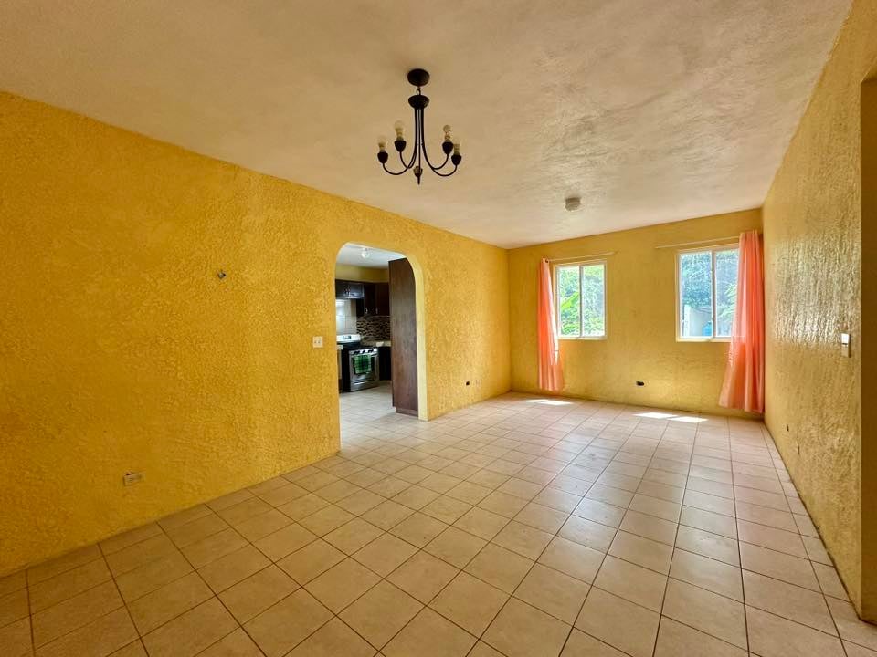 1085 Greenland 2 Bedroom Apartment