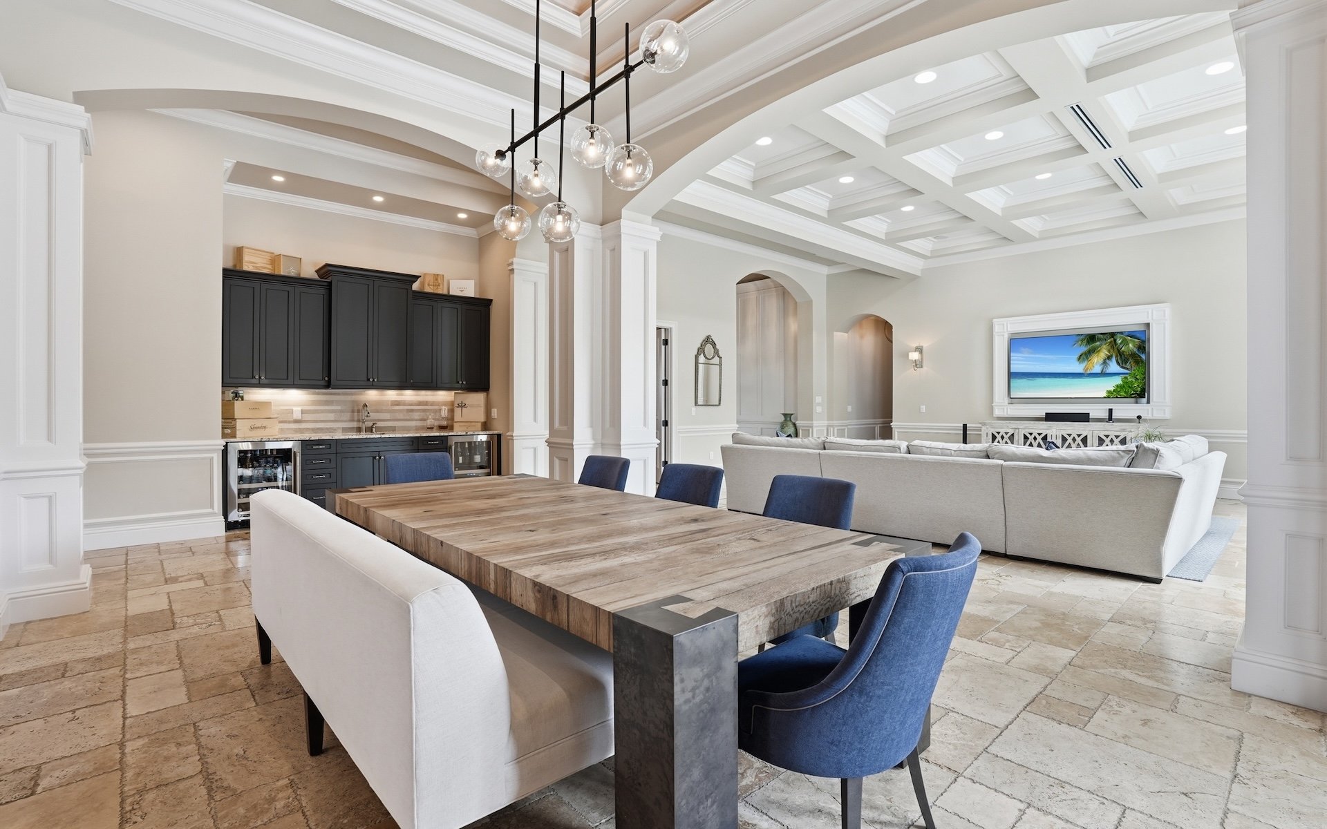 7562 Cordoba Cir