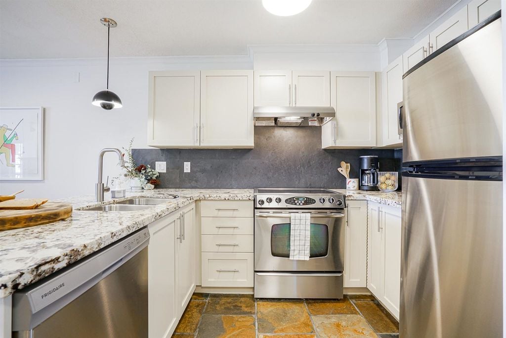 333 E 1st St, #112