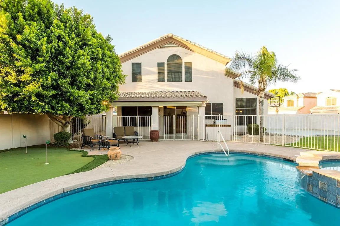 8177 E Rita Dr