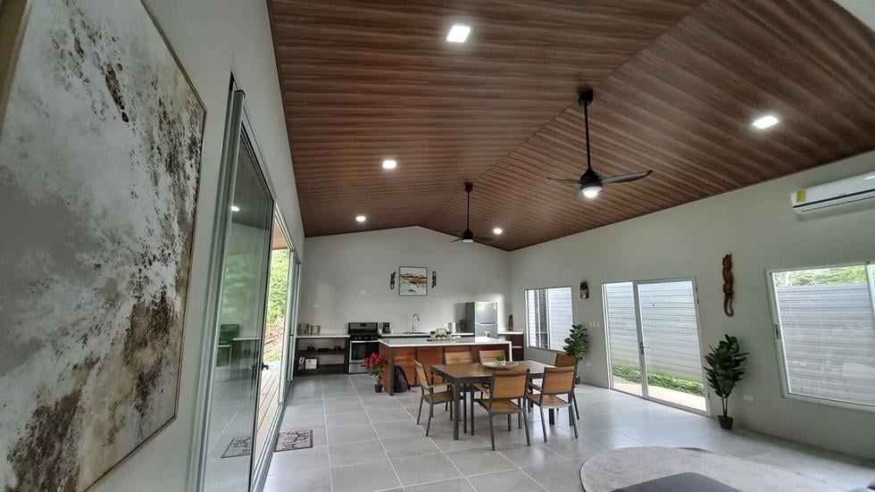 New Home and Guest Villa near Tinamastes Alfombra