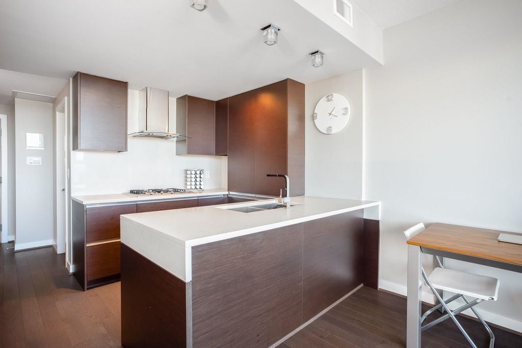 505 W 30th Ave, #602