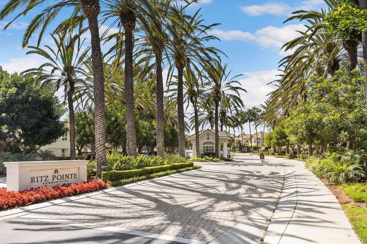 10 Corniche Drive D