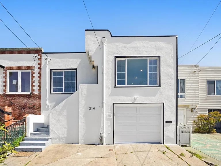 1214 48th Ave