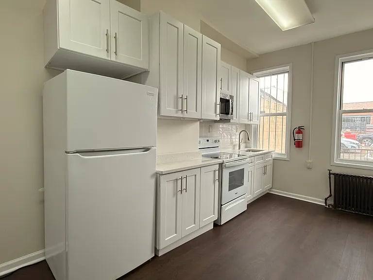1521 Cooper Ave APT 1L