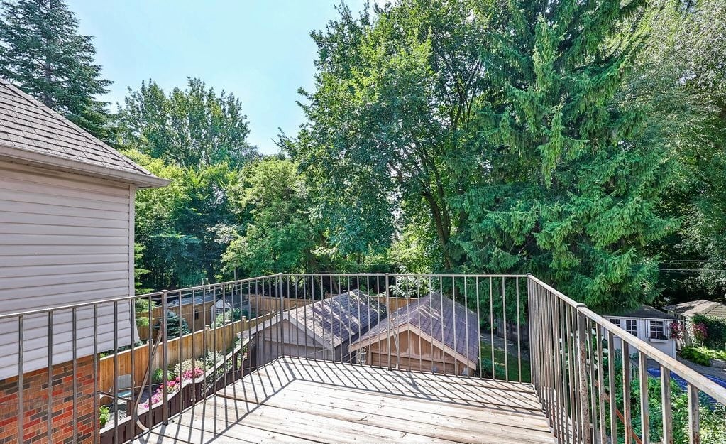 161 Chaplin Crescent
