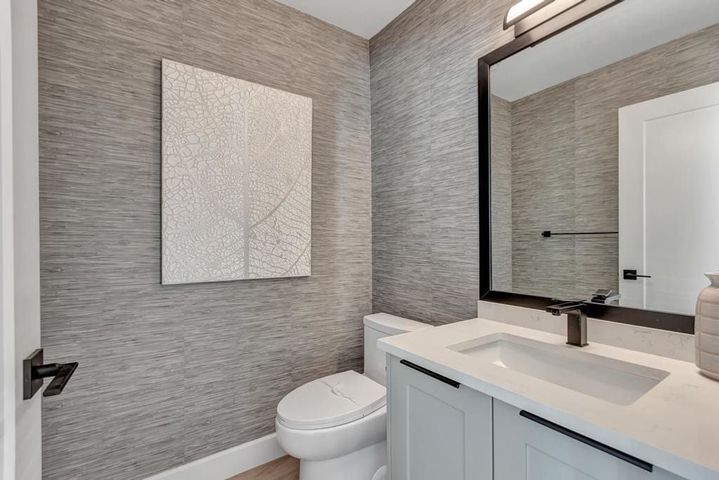 5476 Brydon Crescent, #4