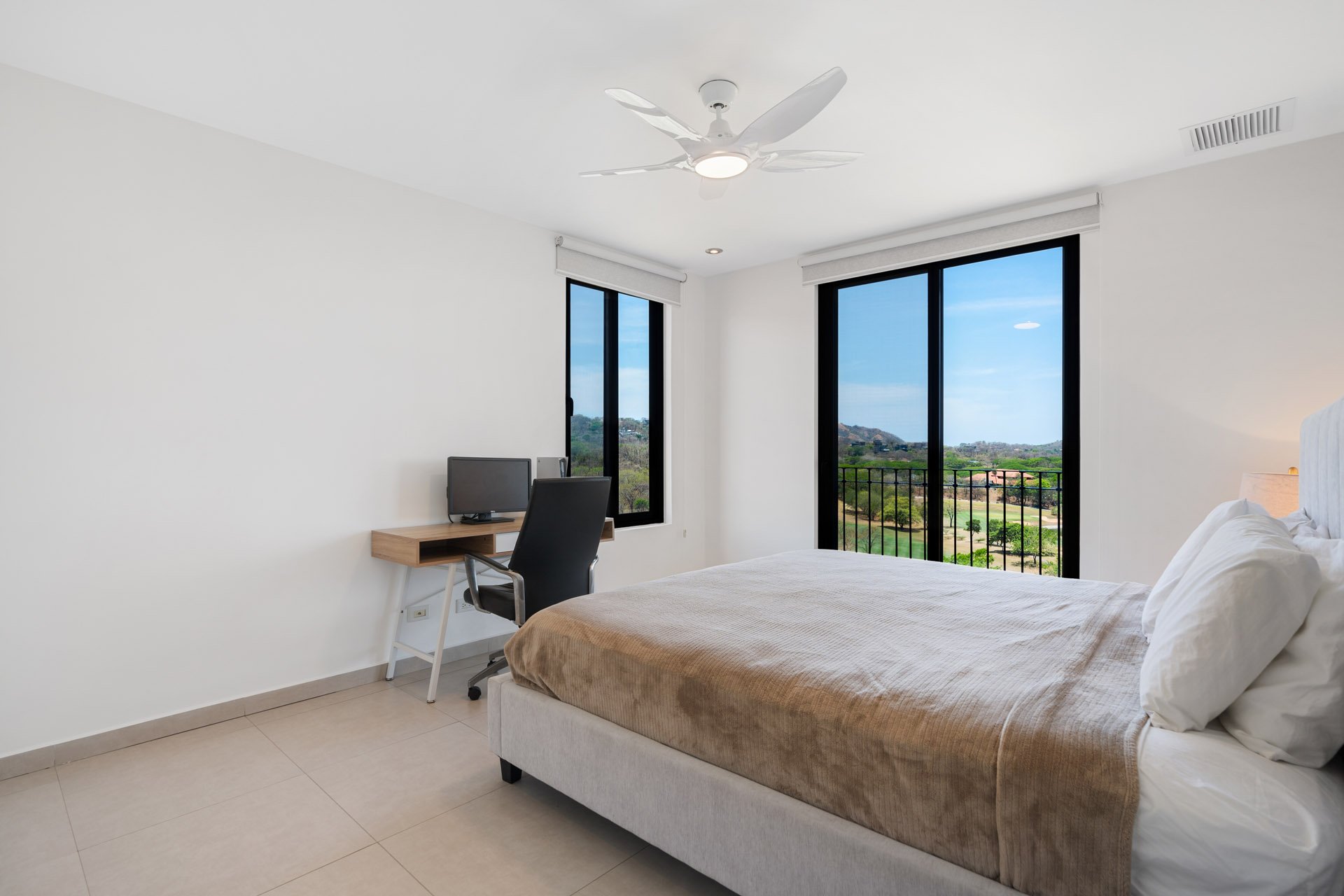 Bougainvillea Penthouse 4315 | Ocean-View 3BR in Reserva Conchal