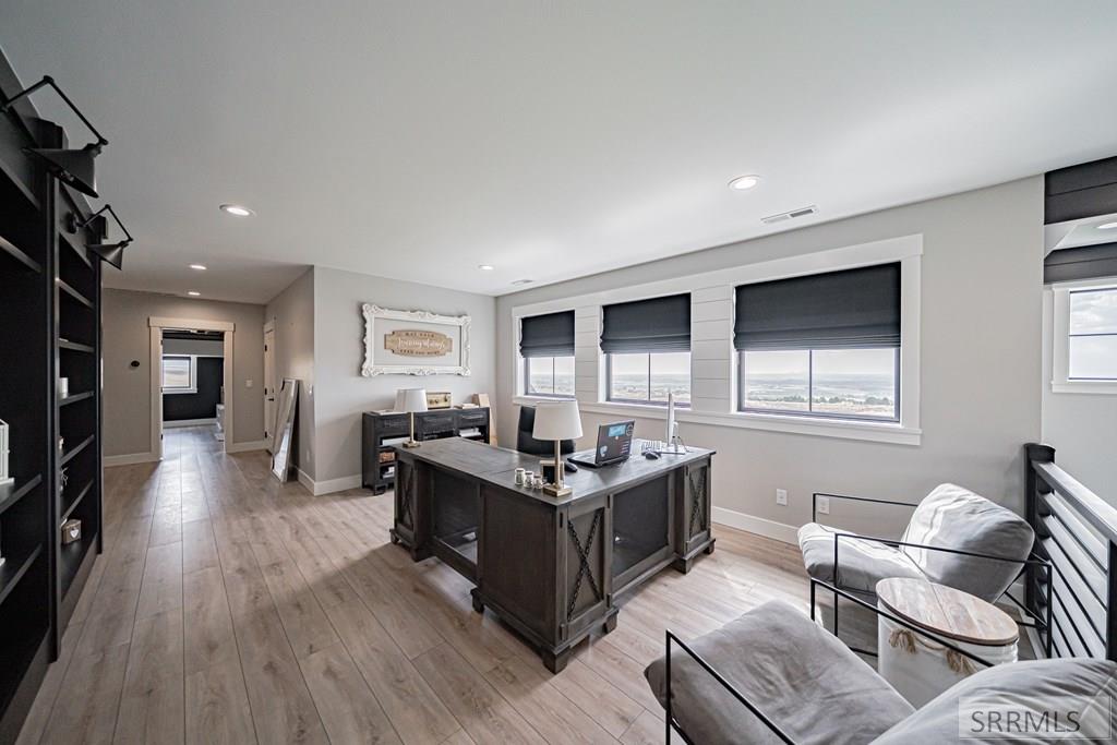 77553 Packbridge Lane