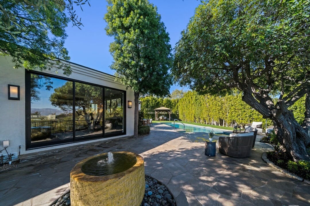 Lumina Villa