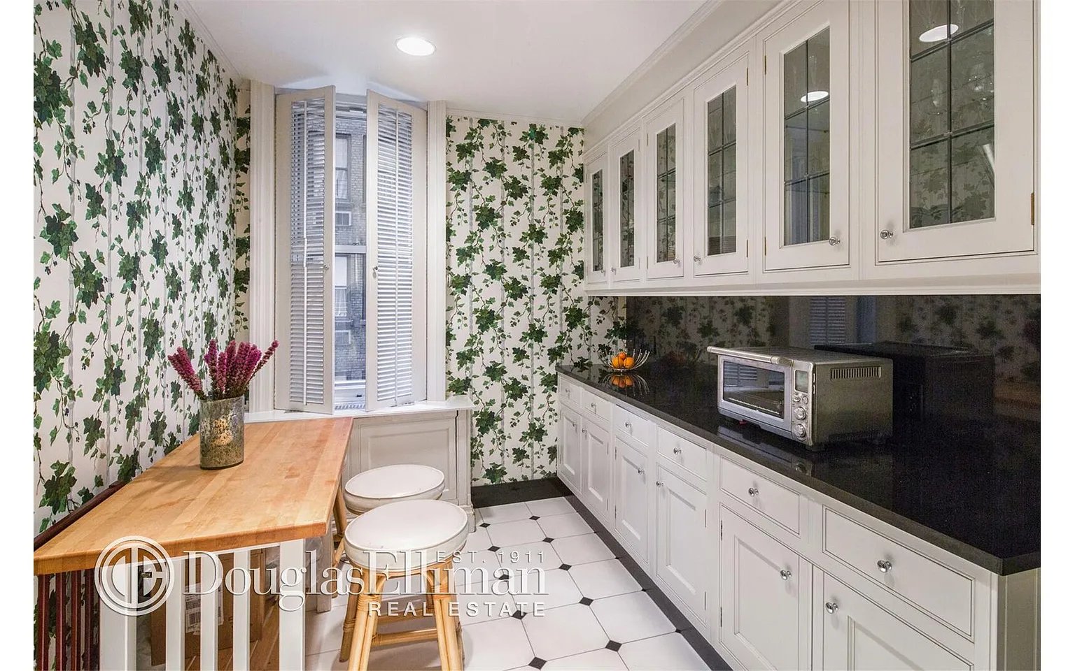 781 5th Ave APT 501