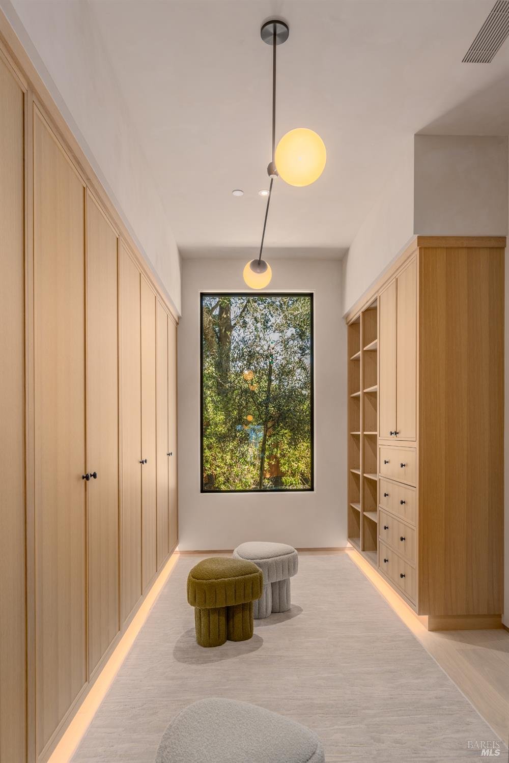 1438 Ridge Valley Road