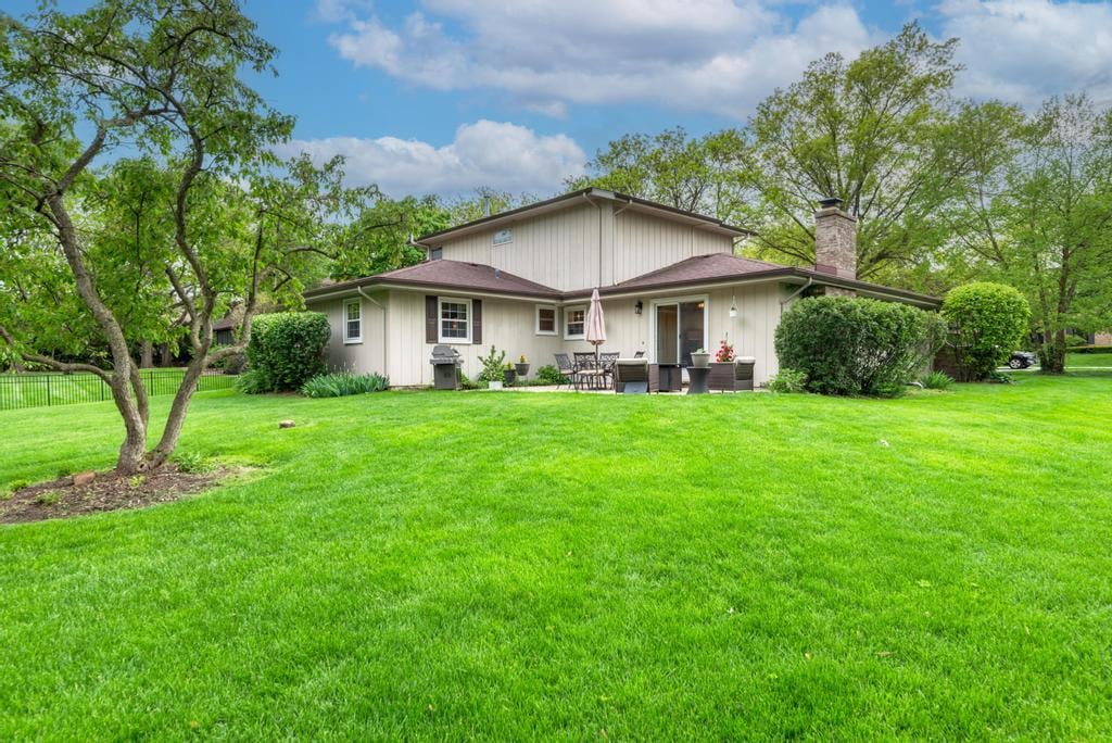 10S607 Glenn Drive
