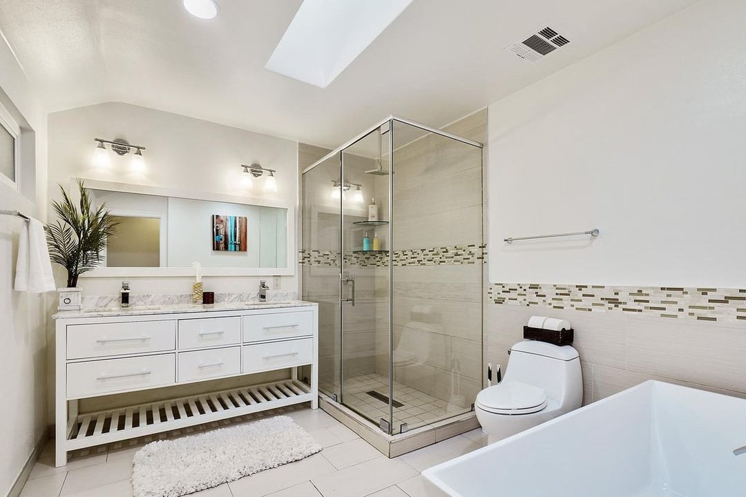 Pristine Palazzo
