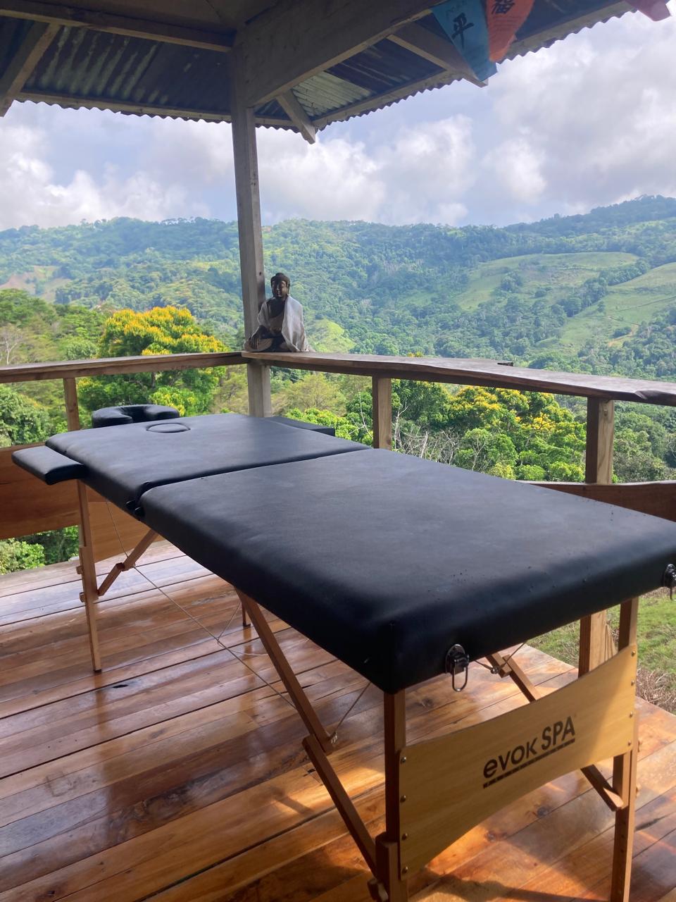 Mountain Home with Guest Cabin & Additional Building Site Near Nauyaca Waterfalls