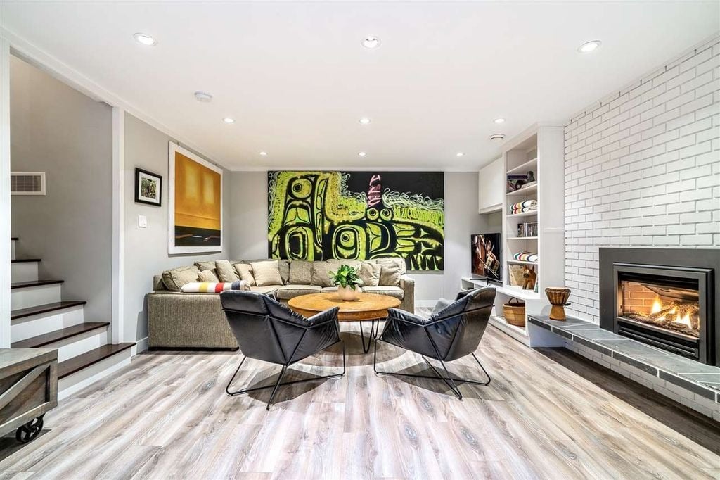 3066 Spencer Dr