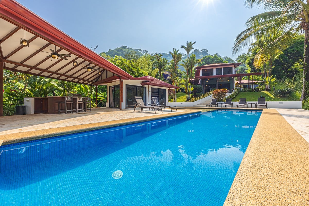 2.07 ACRES – 3 Bedroom Elegant Home With Guest Suite & Sweeping Ocean Views, Secluded & Nestled within Lush Jungle Surroundings!!!