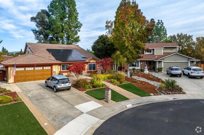 Twin Creeks San Ramon Neighborhood Guide: West Side Living, Parks, Dining & Homes