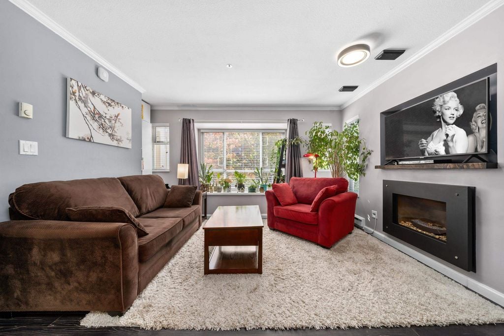 2885 E Kent Ave North, #24