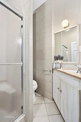 225 East 4th Street #16