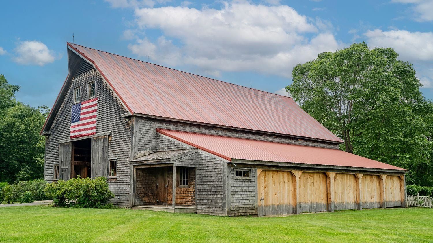 14 Bartlett Rd