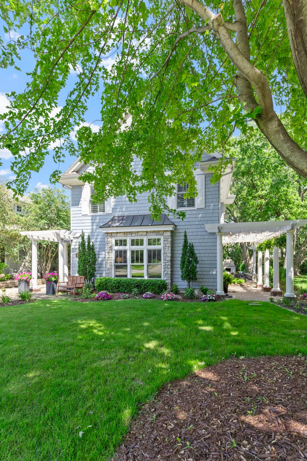 5229 Halifax Ave S, Edina