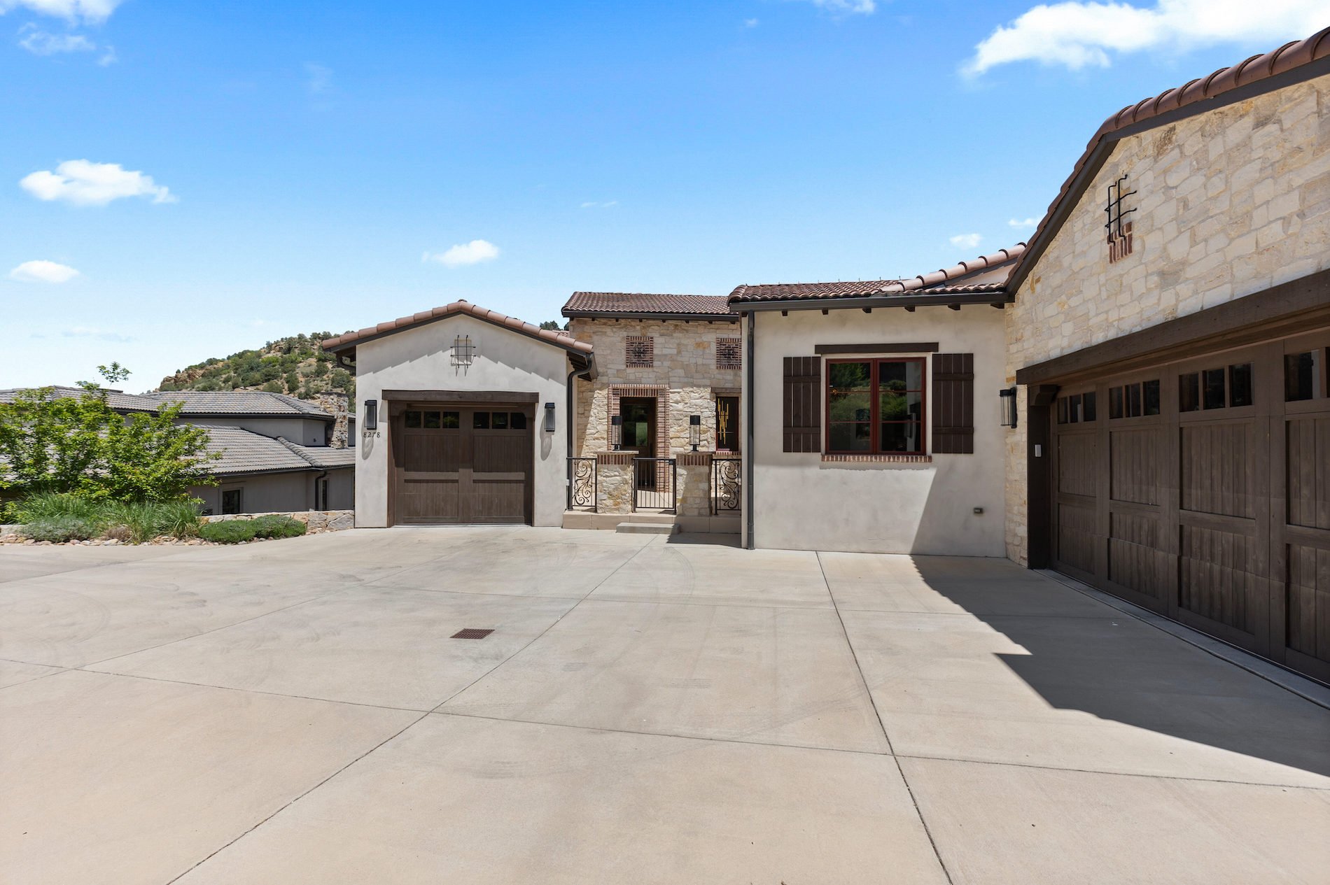 8278 Raphael Lane