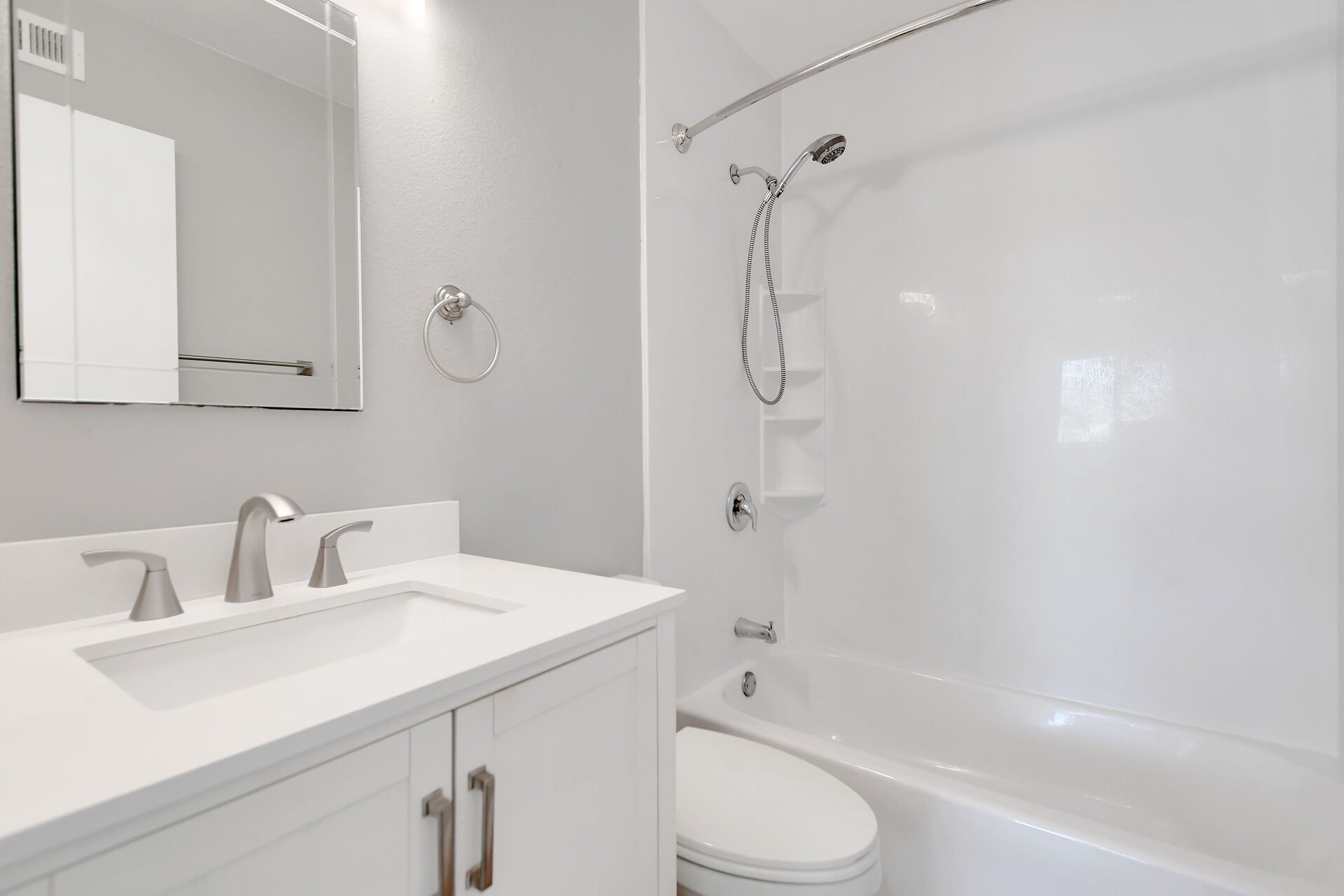 1460 Forest Glen 4