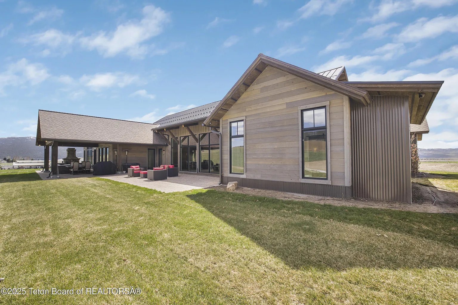 2399 Chapel Rd
