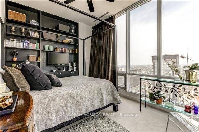 CITYPLACE PENTHOUSE 