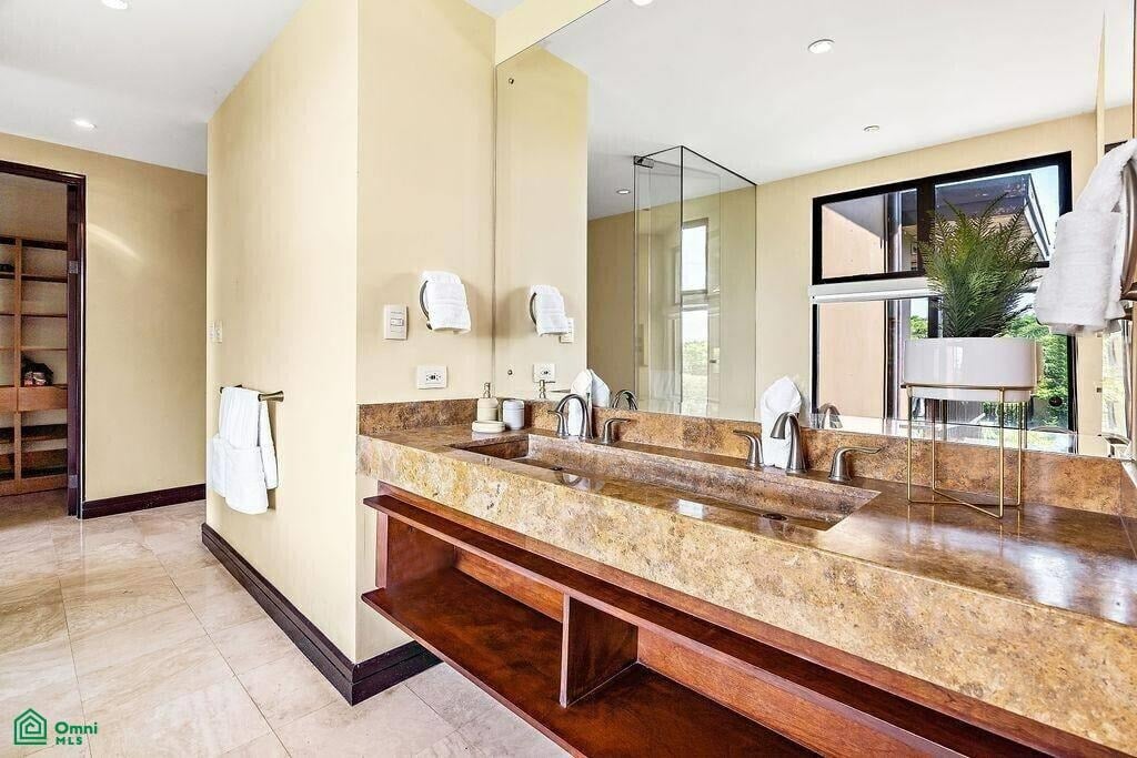 Azul Paraíso 11A | Luxury 4BR Condo with Seller Financing in Playa Ocotal