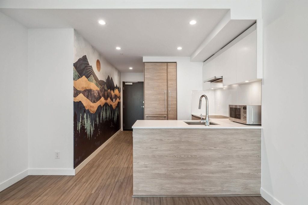 13615 Fraser Hwy, #1608