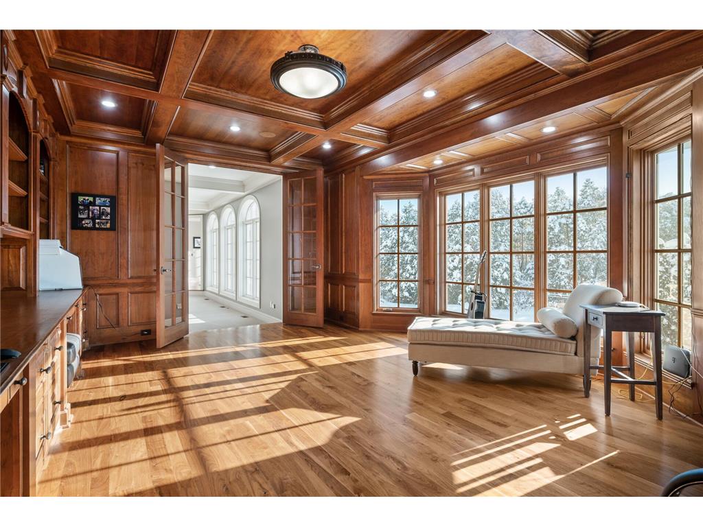 1820 Crosby Road, Wayzata