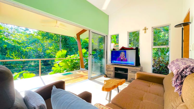 Riverside Jungle House with Waterfall Views in Ojochal, Costa Rica