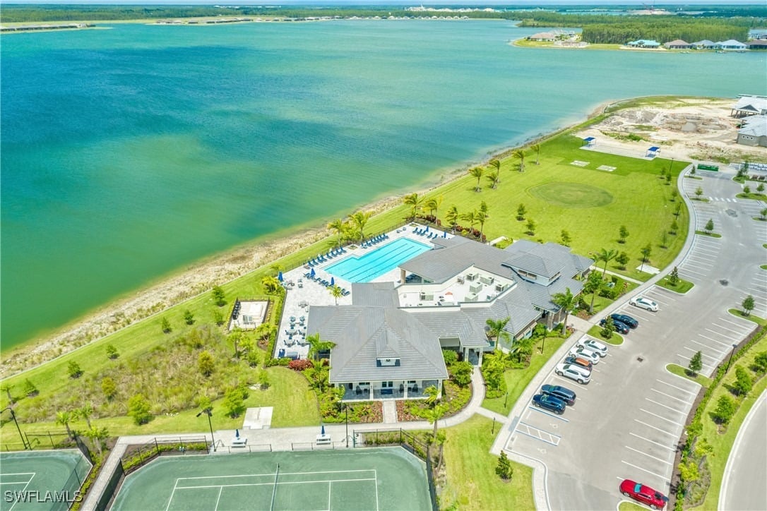 13896 Blue Bay Cir