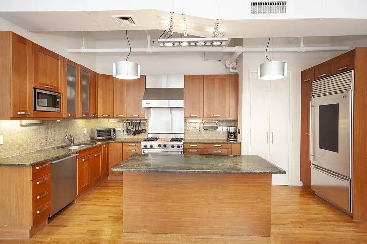 108-110 W 25th St #4