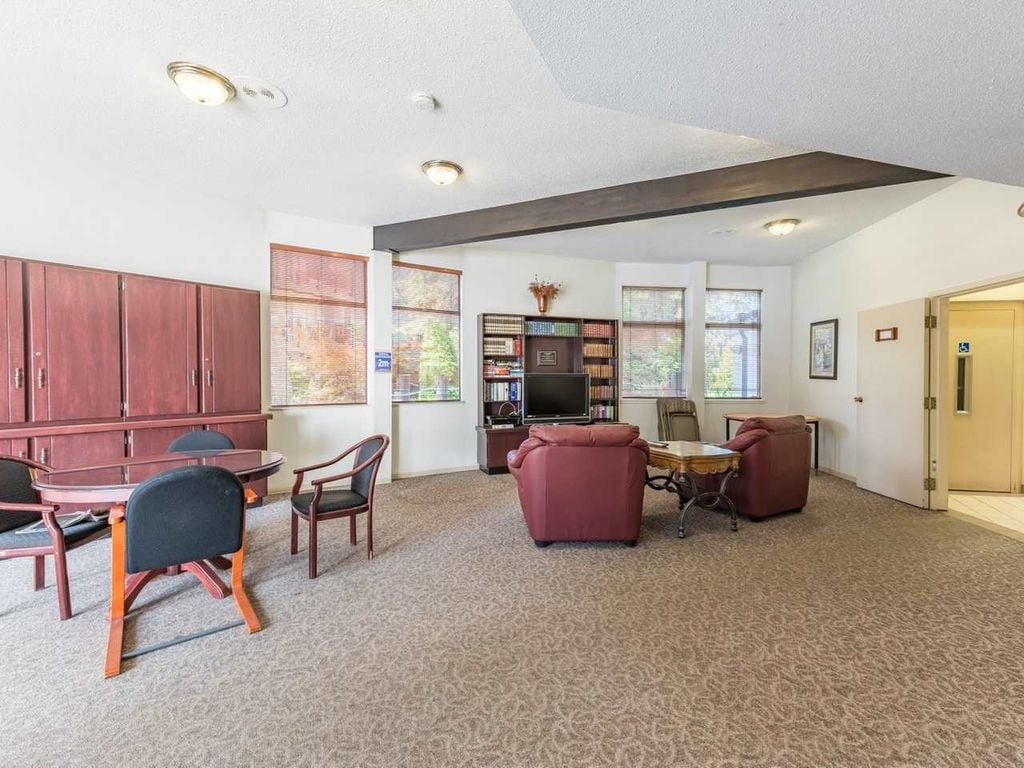 4111 Francis Rd, #213