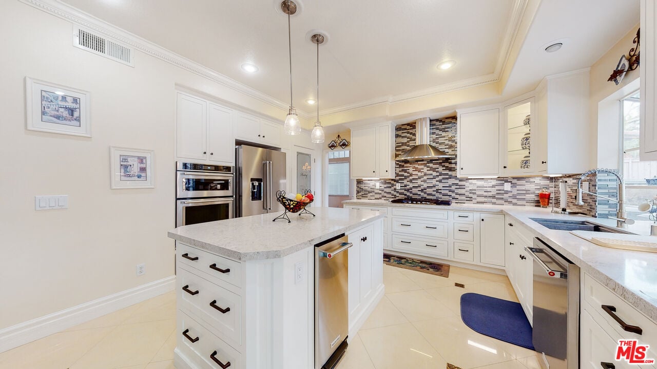 12570 Carmel Knolls Dr
