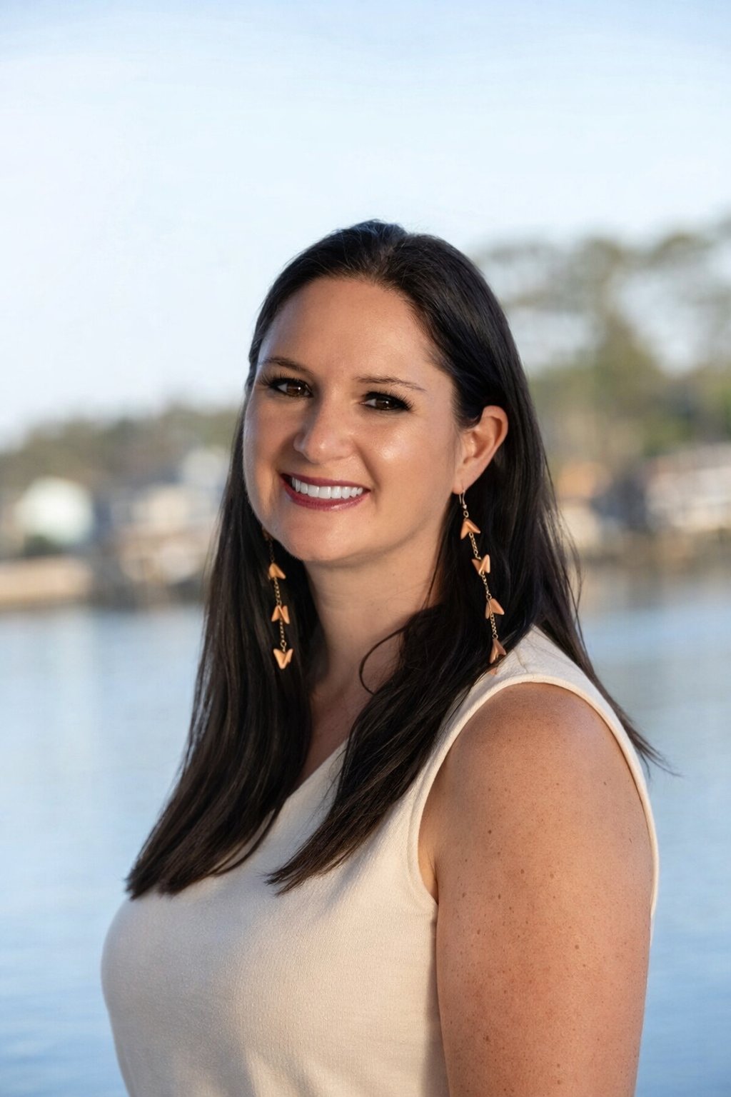 Stephie Grocott "The Jewelry Psychic"