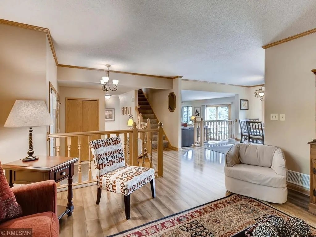 1451 Fallbrook Ln